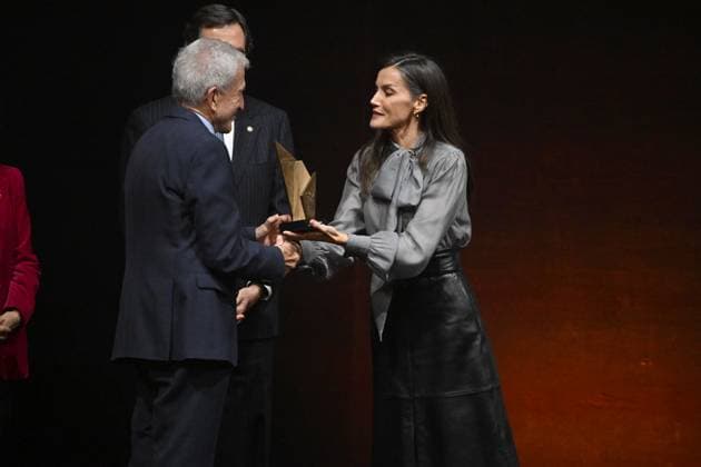 40th anniversary of the creation of the CEOE Foundation Queen Letizia attends the celebration of the 40th anniversary of the creation of the CEOE Foundation at the Teatro Real in Madrid, on November 20, 2025, in Madrid Spain The event aims to highlight the role of Spanish companies as relevant actors in the advancement, modernization and welfare of Spanish society ANNIVERSARY ACT CEOE EMPRESAS 20 NOVEMBER 2025 José Madrid Madrid Madrid Spain  Copyright: xJosÃ xOlivax 7112653