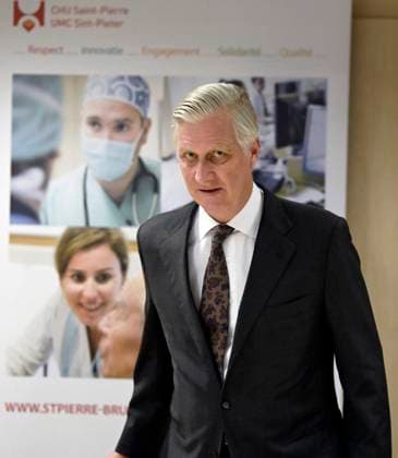King Philippe visits the emergency department at Saint-Pierre University Hospital BRUSSELS, BELGIUM - NOVEMBER 20 : King Philippe visits the emergency department at Saint-Pierre University Hospital. Located in the heart of Brussels, this hospital is deeply rooted in the social reality of the city and plays a crucial role in frontline healthcare. During his visit, the King follows the typical journey of a patient admitted to the emergency department. He is then briefed on developments in Brussels in terms of (mental) health, precariousness and urban violence. Finally, he talks to several people working in the field on November 20, 2025 in Brussels, Belgium, 20 11 2025 Brussels Belgium  Copyright: xDidierxLebrunx