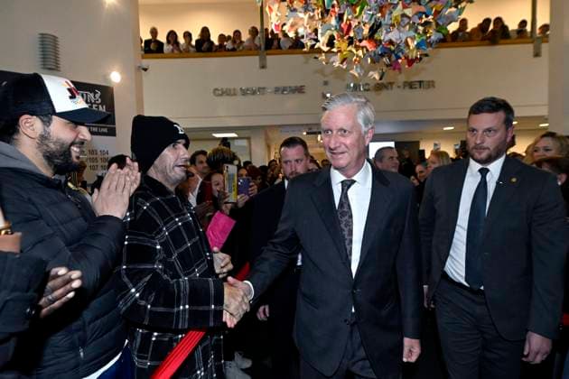 King Philippe visits the emergency department at Saint-Pierre University Hospital BRUSSELS, BELGIUM - NOVEMBER 20 : King Philippe visits the emergency department at Saint-Pierre University Hospital. Located in the heart of Brussels, this hospital is deeply rooted in the social reality of the city and plays a crucial role in frontline healthcare. During his visit, the King follows the typical journey of a patient admitted to the emergency department. He is then briefed on developments in Brussels in terms of (mental) health, precariousness and urban violence. Finally, he talks to several people working in the field on November 20, 2025 in Brussels, Belgium, 20 11 2025 Brussels Belgium  Copyright: xDidierxLebrunx