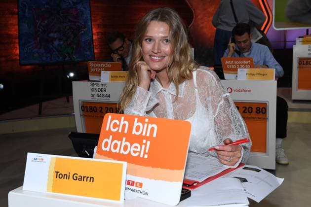 30. RTL-Spendenmarathon 2025 am 20.11.2025 im EMG Studio 8 in Hürth Toni Garrn beim 30. RTL-Spendenmarathon 2025 am 22.11.2025 im EMG Studio 8 in Hürth.