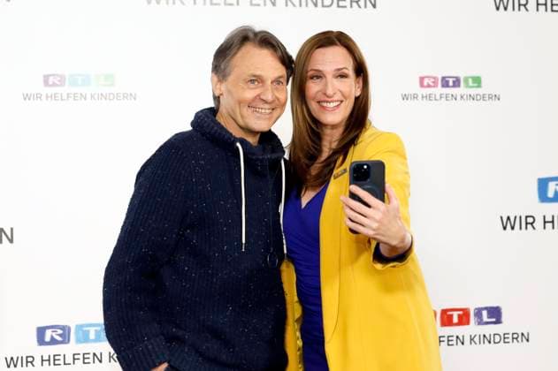 Wolfgang Bahro und Ulrike Frank beim 30. RTL-Spendenmarathon 2025 im Studio 8 der EMG Studios. Hürth, 20.11.2025