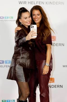 Renata Lusin und Elena Bruhn beim 30. RTL-Spendenmarathon 2025 im Studio 8 der EMG Studios. Hürth, 20.11.2025