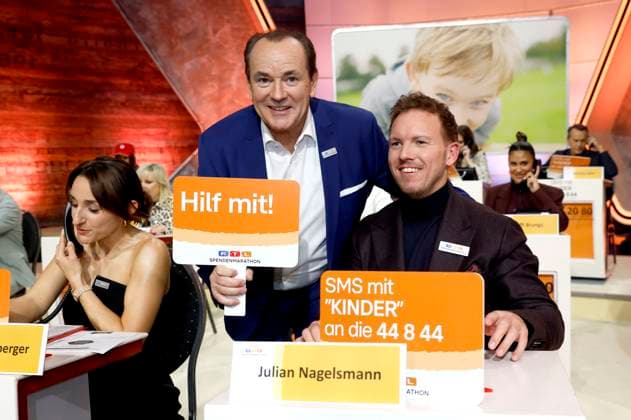 Lena Wurzenberger, Wolfram Kons und Julian Nagelsmann beim 30. RTL-Spendenmarathon 2025 im Studio 8 der EMG Studios. Hürth, 20.11.2025