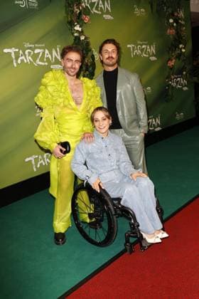 Felix Nieder, Kristina Vogel und Nicolas Puschmann bei der Tarzan Musical Premiere am 20.11.2025 im Stage Theater Neue Flora in Hamburg Tarzan Musical Premiere in Hamburg