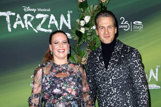 Alexander Klaws und Nadja Scheiwiller bei der Tarzan Musical Premiere am 20.11.2025 im Stage Theater Neue Flora in Hamburg Tarzan Musical Premiere in Hamburg