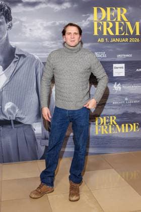 Eröffnungsgala - 25. Französischen Filmwoche - Pierre Kiwitt bei der Eröffnungsgala der 25. Französischen Filmwoche im Delphi Filmpalast mit dem Film Der Fremde am 20.11.2025 in Berlin. Copyright: xEventpressxKochanx