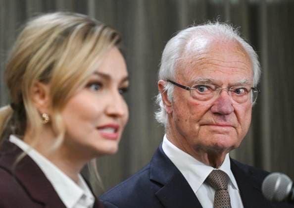 November 20, 2025, Montreal, Pq, Canada: Sweden s King Carl XVI Gustaf, right, looks on as Ebba Busch, Sweden s Deputy Prime Minister speaks during a press conference at Montrà al Trudeau International Airport in Montreal, Thursday, Nov. 20, 2025, as they wrap up their visit to Canada. Montreal Canada - ZUMAc35_ 20251120_zaf_c35_115 Copyright: xGrahamxHughesx