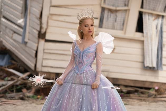 Ariana Grande USA. Ariana Grande in (C)Universal Pictures new film: Wicked: For Good (2025). Plot: Elphaba, the future Wicked Witch of the West and her relationship with Glinda, the Good Witch of the North. The second of a two-part feature film adaptation of the Broadway musical. LMK106-J11433-201125 Supplied by LMKMEDIA. Editorial Only. Landmark Media is not the copyright owner of these Film or TV stills but provides a service only for recognised Media outlets. 