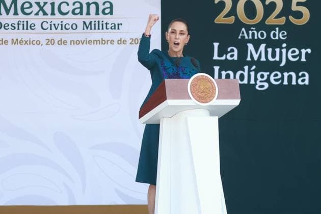 Mexico celebrates 115th Anniversary of the Mexican revolution with grand parade MEXICO CITY, MEXICO - NOVEMBER 20: Mexican President Claudia Sheiunbaum attends the Mexico’s Revolution Day Parade commemorating the 115th anniversary of the Mexican Revolution at Zocalo Square in Mexico City, Mexico on November 20, 2025. Daniel Cardenas Anadolu Mexico City Mexico. Editorial use only. Please get in touch for any other usage.  Copyright: x2025xAnadoluxDanielxCardenasx