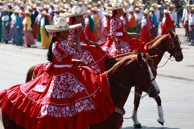 Mexico celebrates 115th Anniversary of the Mexican revolution with grand parade MEXICO CITY, MEXICO - NOVEMBER 20: Women riding horses take part in Mexico’s Revolution Day Parade commemorating the 115th anniversary of the Mexican Revolution at Zocalo Square in Mexico City, Mexico on November 20, 2025. Daniel Cardenas Anadolu Mexico City Mexico. Editorial use only. Please get in touch for any other usage.  Copyright: x2025xAnadoluxDanielxCardenasx