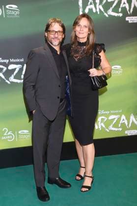 Patrick Bach mit Monika Grosse bei der Premiere des Disney Musicals Tarzan im Stage Theater Neue Flora. Hamburg, 20.11.2025