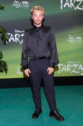 Joti Polizoakis bei der Premiere des Disney Musicals Tarzan im Stage Theater Neue Flora. Hamburg, 20.11.2025