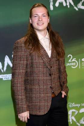 Gabriel Kelly bei der Premiere des Disney Musicals Tarzan im Stage Theater Neue Flora. Hamburg, 20.11.2025