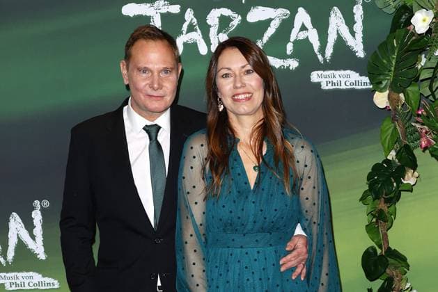 Fabian Harloff und Anke Wolff bei der Tarzan Musical Premiere am 20.11.2025 im Stage Theater Neue Flora in Hamburg Tarzan Musical Premiere in Hamburg
