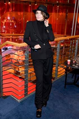 abb- Anouschka Renzi Schauspielerin zu Gast bei der WELTPREMIERE von ALIZE vom Cirque du Soleil im Theater am Potsdamer Platz am 20.11.2025 in Berlin Berlin Deutschland