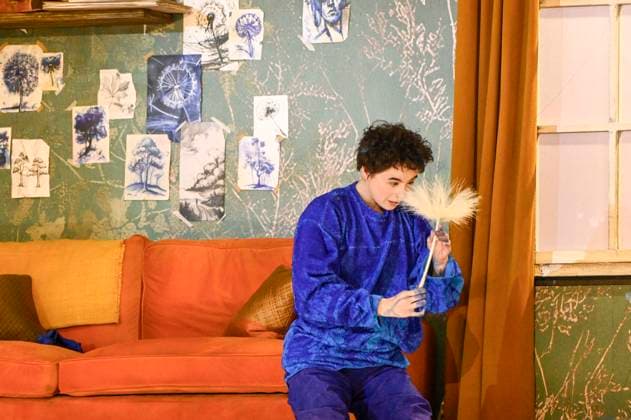 abb- Darsteller Kuenstler Akrobaten bei der Show in der Manage bei der WELTPREMIERE von ALIZE vom Cirque du Soleil im Theater am Potsdamer Platz am 20.11.2025 in Berlin Berlin Deutschland
