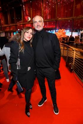 abb- Simone Thomalla und Rene M. Freund Schauspielerin zu Gast bei der WELTPREMIERE von ALIZE vom Cirque du Soleil im Theater am Potsdamer Platz am 20.11.2025 in Berlin Berlin Deutschland