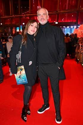 Simone Thomalla mit Partner Rene Marchand bei der Weltpremiere der Show Cirque du Soleil - Alize im Theater am Potsdamer Platz. Berlin, 20.11.2025