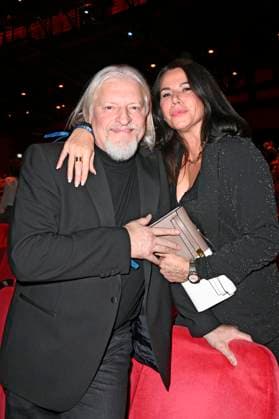 Frank Kessler mit Ehefrau Doreen Kessler bei der Weltpremiere der Show Cirque du Soleil - Alize im Theater am Potsdamer Platz. Berlin, 20.11.2025