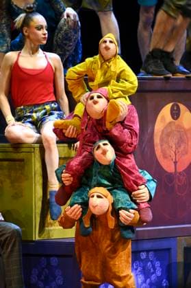 Ensemble bei der Weltpremiere der Show Cirque du Soleil - Alize im Theater am Potsdamer Platz. Berlin, 20.11.2025