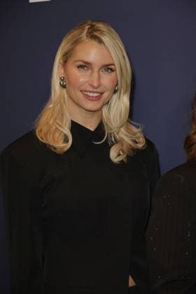 ALSTERHAUS CHRISTMAS SHOPPING NIGHT 20.11.2025 Lena Gercke, Alsterhaus Christmas Shopping Night 2025, Hamburg, 20.11.2025 Copyright: xEventpressxMPx