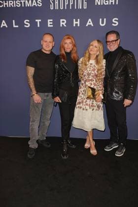ALSTERHAUS CHRISTMAS SHOPPING NIGHT 20.11.2025 Paul Elvers, Britt Jolig, Jenny Elvers, Alex Jolig,, Alsterhaus Christmas Shopping Night 2025, Hamburg, 20.11.2025 Copyright: xEventpressxMPx