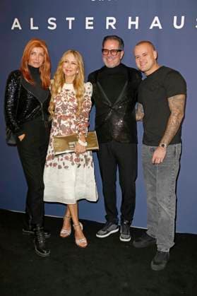 Britt Jolig, Jenny Elvers, Alex Jolig und Paul Jolig bei der 15. Alsterhaus Christmas Shopping Night 2025 im Alsterhaus. Hamburg, 20.11.2025