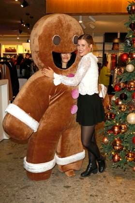 Sina Zadra bei der 15. Alsterhaus Christmas Shopping Night 2025 im Alsterhaus. Hamburg, 20.11.2025