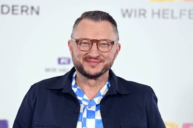Sebastian LEGE, Koch, Moderator, Portraet, Porträt, Portrait, Angeschnittenes Einzelbild, Einzelmotiv, 30. RTL Spendenmarathon Wir helfen Kindern , Fernsehen, 20.-21.11.2025 in Huerth, Deutschland,