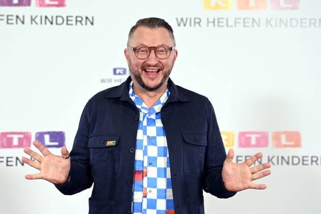 Sebastian LEGE, Koch, Moderator, Portraet, Porträt, Portrait, Angeschnittenes Einzelbild, Einzelmotiv, 30. RTL Spendenmarathon Wir helfen Kindern , Fernsehen, 20.-21.11.2025 in Huerth, Deutschland,