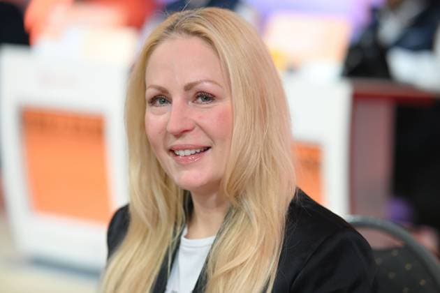 Dr. Beatrice HOFFMANN, Portraet, Porträt, Portrait, Angeschnittenes Einzelbild, Einzelmotiv, 30. RTL Spendenmarathon Wir helfen Kindern , Fernsehen, 20.-21.11.2025 in Huerth, Deutschland,