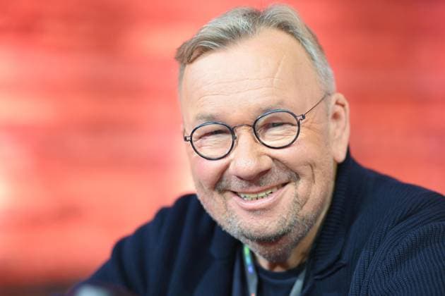 Bernd STELTER, Saenger, Musiker, Komiker, Entertainer, Portraet, Porträt, Portrait, Angeschnittenes Einzelbild, Einzelmotiv, 30. RTL Spendenmarathon Wir helfen Kindern , Fernsehen, 20.-21.11.2025 in Huerth, Deutschland,