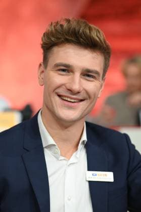 Friedrich DIECKMANN, Landwirt, Bauer sucht Frau, Portraet, Porträt, Portrait, Angeschnittenes Einzelbild, Einzelmotiv, 30. RTL Spendenmarathon Wir helfen Kindern , Fernsehen, 20.-21.11.2025 in Huerth, Deutschland,