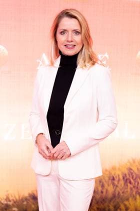 Alizé, Weltpremiere im Theater am Potsdamer Platz, Berlin, 20.11.2025 Astrid Frohloff bei der Cirque du Soleil Alizé Weltpremiere im Berliner Theater am Potsdamer Platz am 20.11.2025-20.11.2025 in Berlin Berlin Theater am Potsdamer Platz Copyright: xJensxFinkex