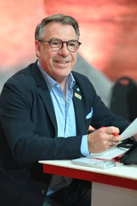 Patrick LINDNER, Saenger, Musiker, 30. RTL Spendenmarathon Wir helfen Kindern , Fernsehen, 20.-21.11.2025 in Huerth, Deutschland,