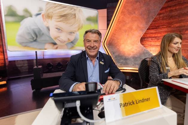 RTL Spendenmarathon in Köln, 21.11.2025. Patrick LINDNER - Der 30. RTL-Spendenmarathon läuft derzeit in den EMG-Studios in Köln-Hürth. Zum Jubiläum wird erstmals 30 Stunden lang gesendet. Prominente Unterstützer nehmen live am Spendentelefon Spenden für Kinder in Not entgegen. Köln Hürth Nordrhein-Westfalen Deutschland Copyright: xBonn.digitalx
