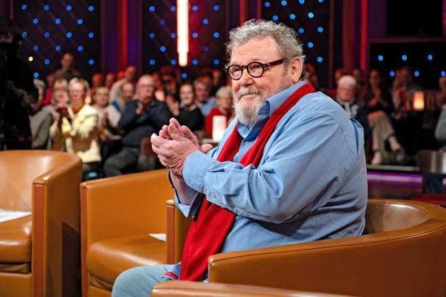 MDR - Riverboat. Schauspieler Walter Plathe anläßlich der Aufzeichnung der MDR - Talkshow Riverboat am 21.11.2025 in der Mediacity Leipzig. 20251121ADO0001