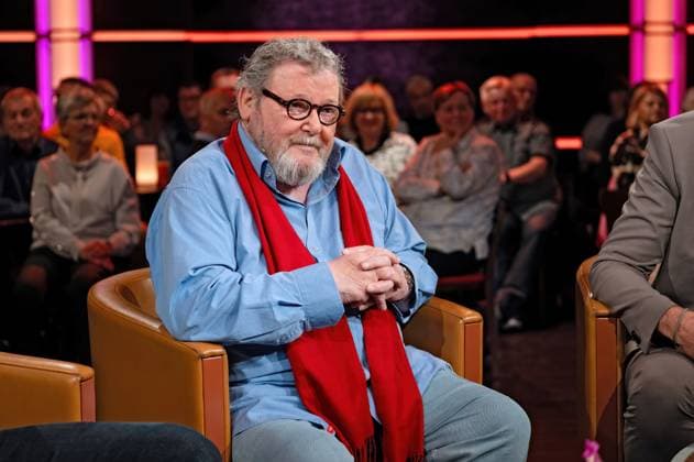 MDR - Riverboat. Schauspieler Walter Plathe anläßlich der Aufzeichnung der MDR - Talkshow Riverboat am 21.11.2025 in der Mediacity Leipzig. 20251121ADO0011