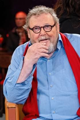 MDR - Riverboat. Schauspieler Walter Plathe anläßlich der Aufzeichnung der MDR - Talkshow Riverboat am 21.11.2025 in der Mediacity Leipzig. 20251121ADO00262
