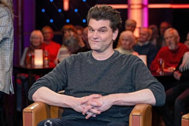 MDR - Riverboat. Comedian , Reporter und Autor Horst van der Horst anläßlich der Aufzeichnung der MDR - Talkshow Riverboat am 21.11.2025 in der Mediacity Leipzig. 20251121ADO0055