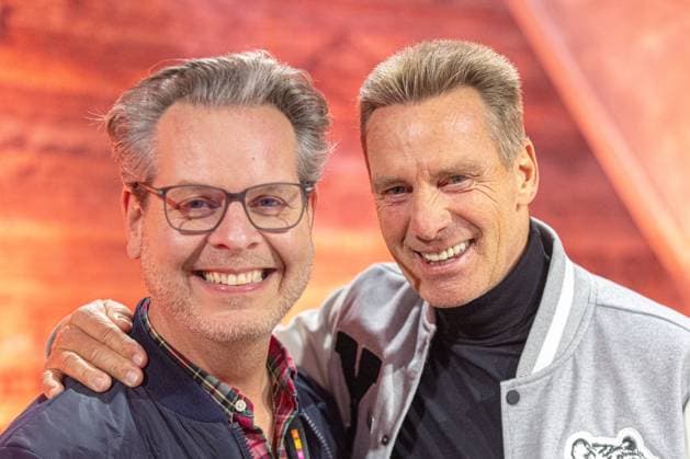 RTL Spendenmarathon in Köln, 21.11.2025. Musikproduzent Christian Geller und Jürgen Milski (Produzent von Großer Bruder mit Zlatko und Jürgen) - Der 30. RTL-Spendenmarathon läuft derzeit in den EMG-Studios in Köln-Hürth. Zum Jubiläum wird erstmals 30 Stunden lang gesendet. Prominente Unterstützer nehmen live am Spendentelefon Spenden für Kinder in Not entgegen. Köln Hürth Nordrhein-Westfalen Deutschland Copyright: xBonn.digitalx