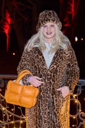 Sarah Knappik - Eröffnung von Weihnachten im Tierpark Friedrichsfelde 2025 am 21.11.2025 in Berlin. Weihnachten im Tierpark Friedrichsfelde