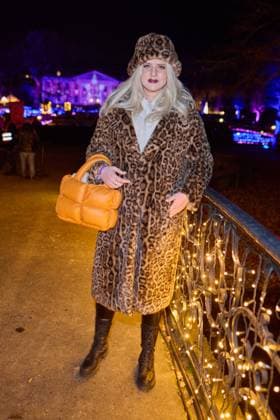 Sarah Knappik - Eröffnung von Weihnachten im Tierpark Friedrichsfelde 2025 am 21.11.2025 in Berlin. Weihnachten im Tierpark Friedrichsfelde