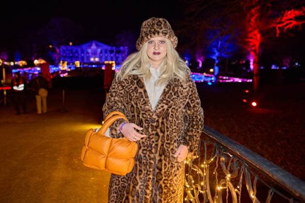 Sarah Knappik - Eröffnung von Weihnachten im Tierpark Friedrichsfelde 2025 am 21.11.2025 in Berlin. Weihnachten im Tierpark Friedrichsfelde