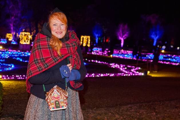 Enie van de Meikokjes - Eröffnung von Weihnachten im Tierpark Friedrichsfelde 2025 am 21.11.2025 in Berlin. Weihnachten im Tierpark Friedrichsfelde