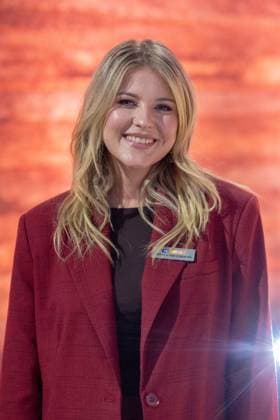 RTL Spendenmarathon in Köln, 21.11.2025. Josefin BRESSEL - Der 30. RTL-Spendenmarathon läuft derzeit in den EMG-Studios in Köln-Hürth. Zum Jubiläum wird erstmals 30 Stunden lang gesendet. Prominente Unterstützer nehmen live am Spendentelefon Spenden für Kinder in Not entgegen. Köln Hürth Nordrhein-Westfalen Deutschland Copyright: xBonn.digitalx
