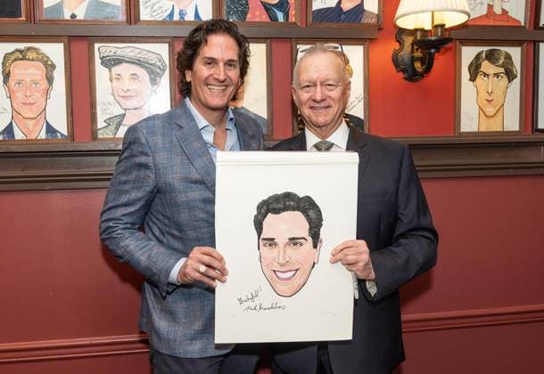 November 21, 2025, Bronx, New York, USA: Nick Scandalios, Executive Vice President of Nederlander Organization owner of many theaters on Broadway and Max Klimavicius Sardi s managing partner pose during Nick s portrait unveiling at Sardi s in New York, NY on November 21, 2025 Bronx USA - ZUMAr339 20251121_znp_r339_009 Copyright: xLevxRadinx