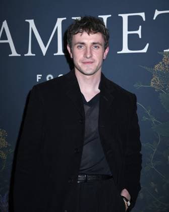 November 21, 2025, New York, Ny, United States: Paul Mescal attends the New York Premiere of Hamnet . Held at The Whitby Hotel in New York. Zuma Press November 21, 2025. New York United States - ZUMAp281 20251121_zea_p281_049 Copyright: xPhotoxImagexPressx