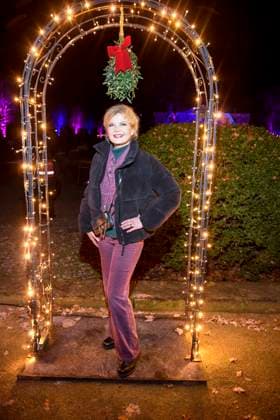 abb- Eva Imhof Wetter Moderatorin zu Gast bei der Premiere Weihnachten im Tierpark mit Promis am 21.11.2025 in Berlin Berlin Deutschland