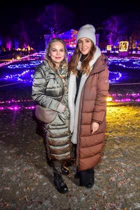abb- Regina Halmich und Johanna Klum zu Gast bei der Premiere Weihnachten im Tierpark mit Promis am 21.11.2025 in Berlin Berlin Deutschland